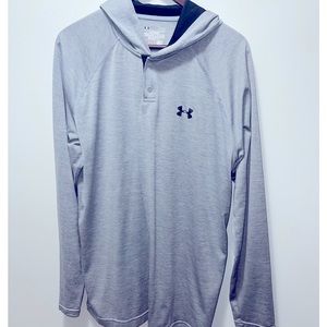 Mens UA light hoodie